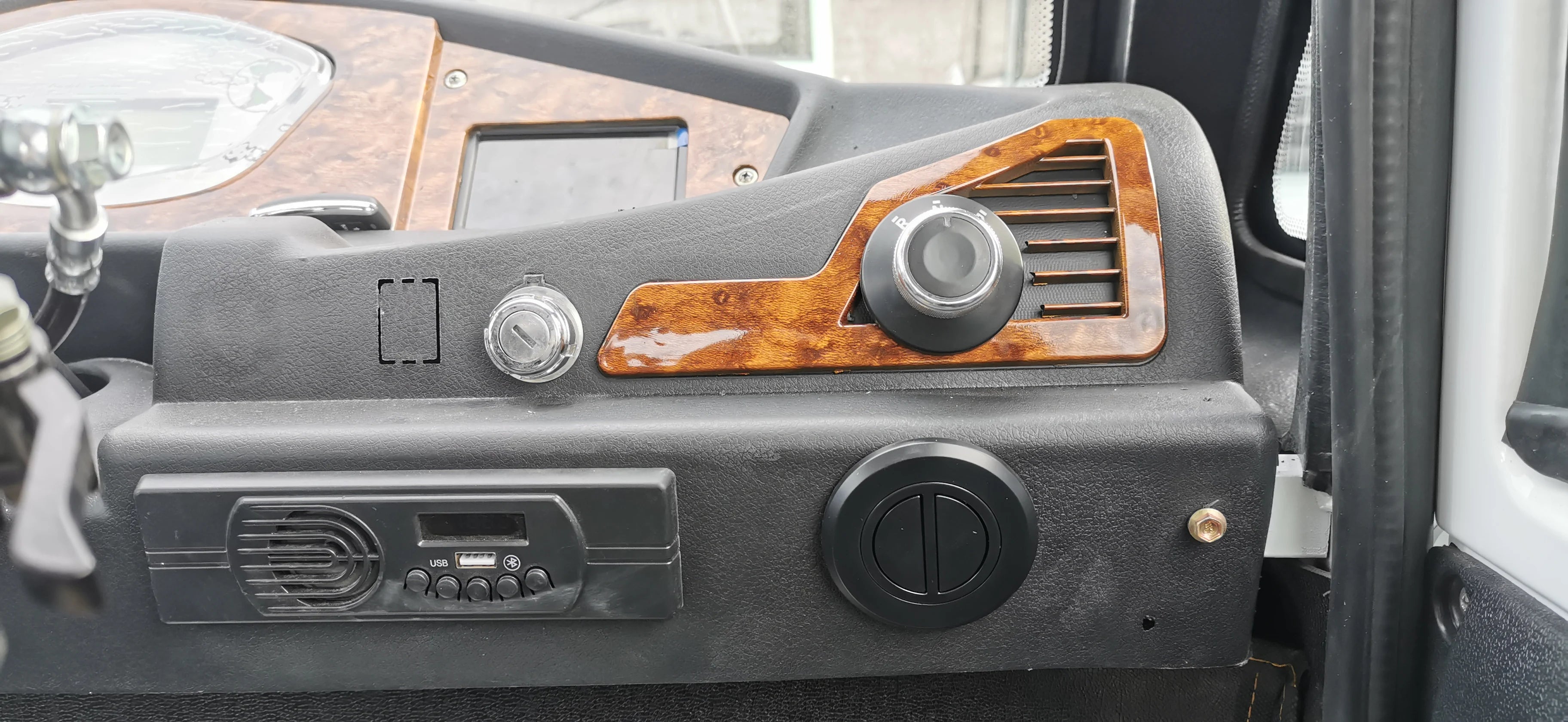 Microcargue de silla de ruedas eléctrica de ECHARIOT