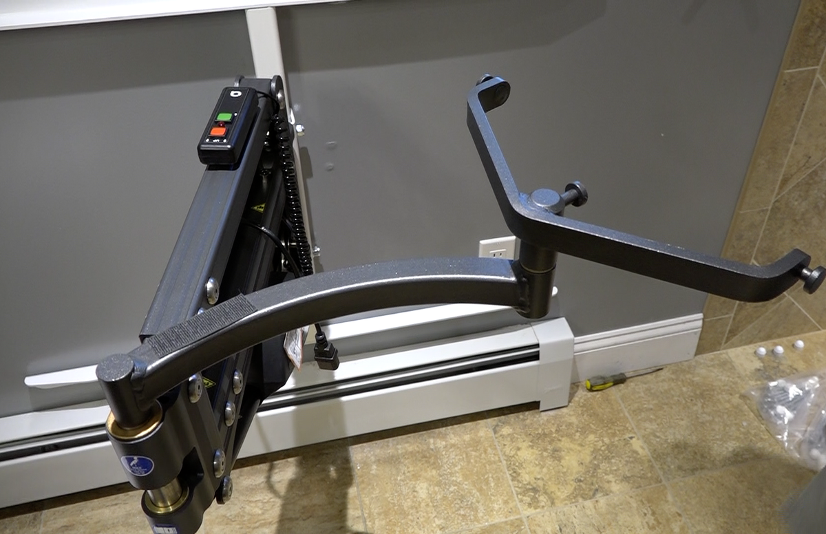 患者升降机与Mark砍伐，电气康复工程师-SUV，赛车，RV，越野4x4，船，飞机