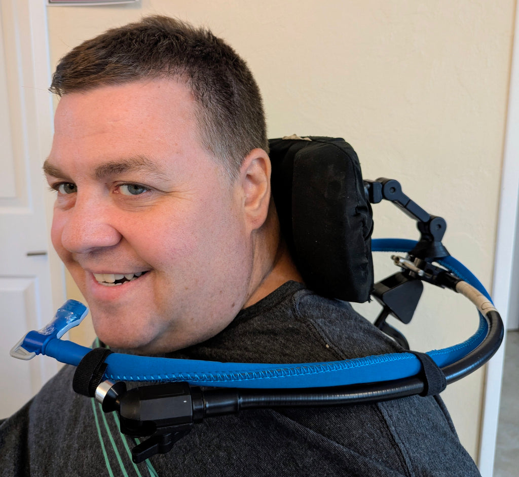 Support de support de tête de tête en fauteuil roulant pour hydratation SIP-N-Puff ou H20