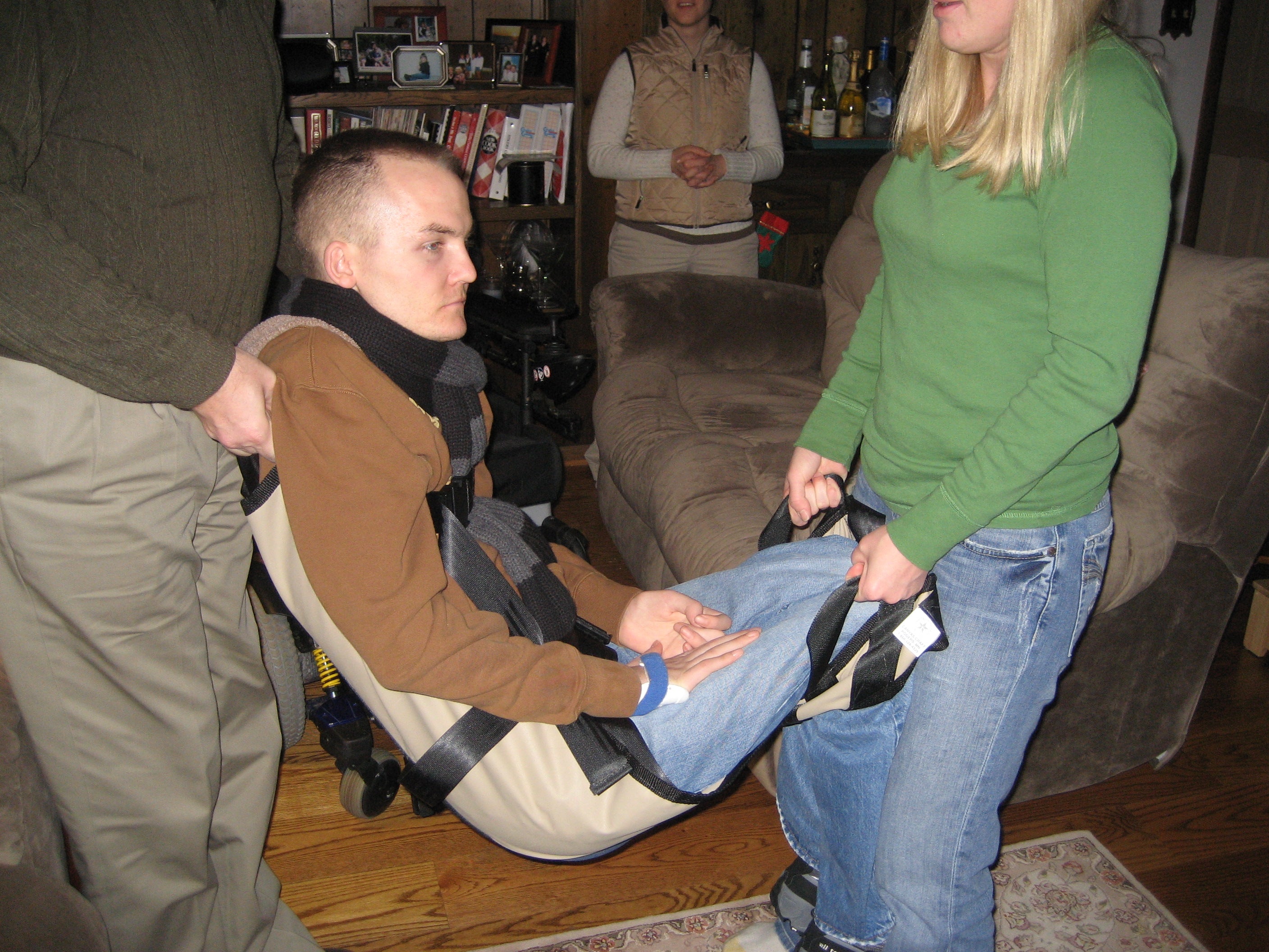 Comfort Carrier Patient Lift Sling for Wheelchair to Aircraft Transfers & Evacuation - FREE WORLDWIDE SHIPPING! - Inclusive Inc