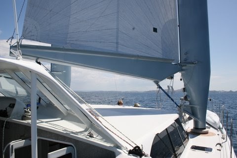 Catamarán de vela Two-If-By-Sea Inclusive