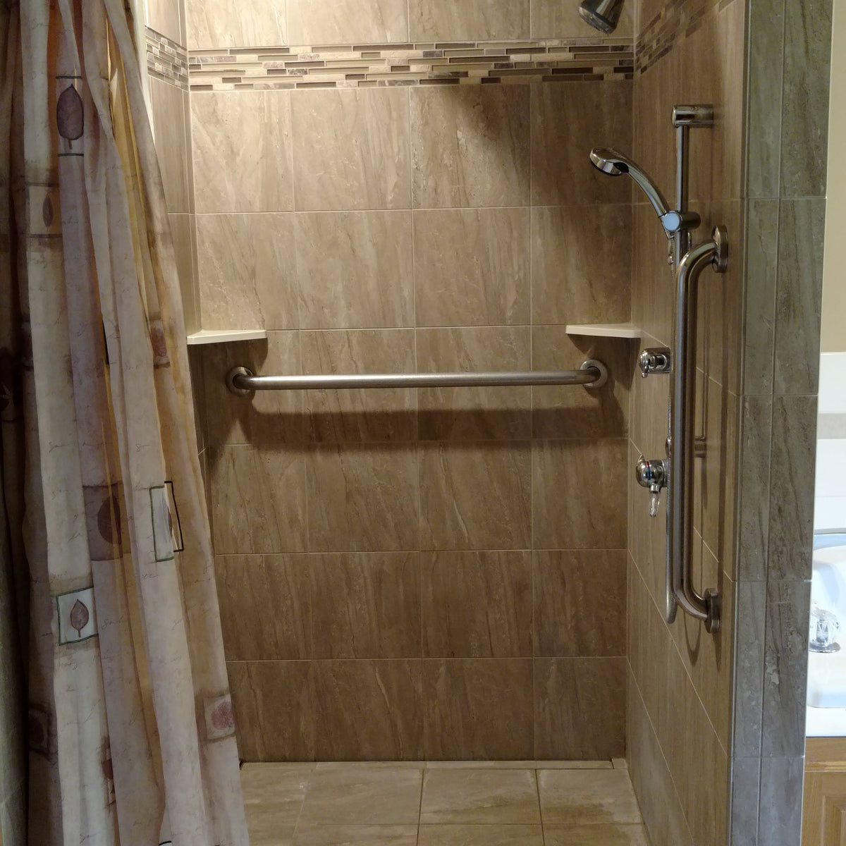 Mark Felling Roll-in Shower Design With Rainfall Showerhead